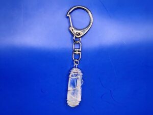 Kľúčenka kameň v malej pružinke Krištáľ