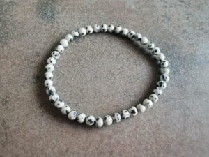 Náramok guličky JASPIS dalmatínsky dámsky 4 mm