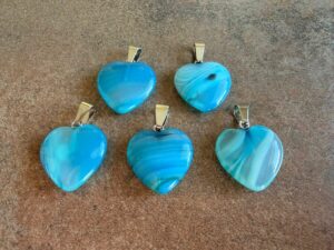 Prívesok srdce modrý Achát