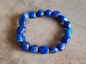 Náramok nepravidelné korálky Lapis Lazuli dámsky